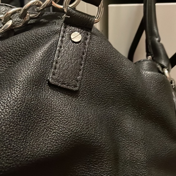 MK black purse. A little used on inside (pic) otherwise in great condition. - Picture 5 of 7